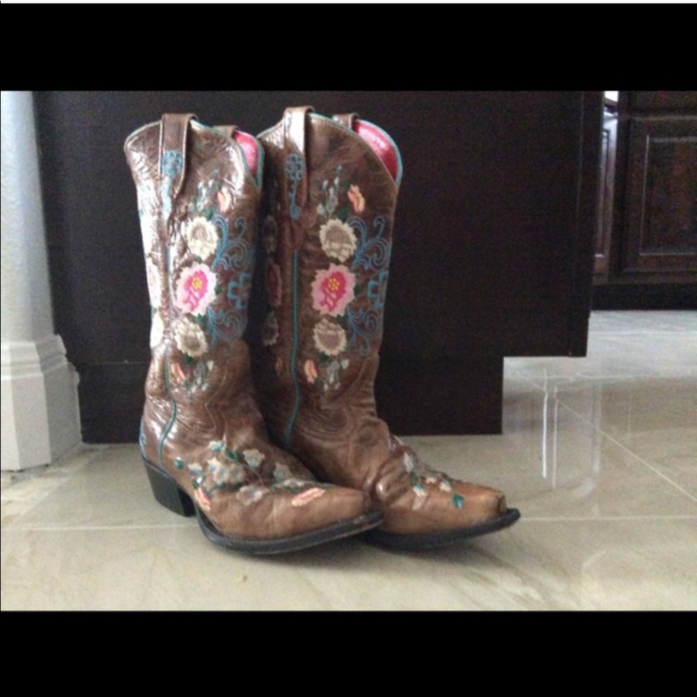Boots